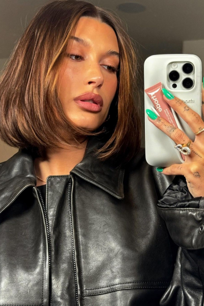 Hailey Bieber Debuts A “Baroque” Bob At Coachella